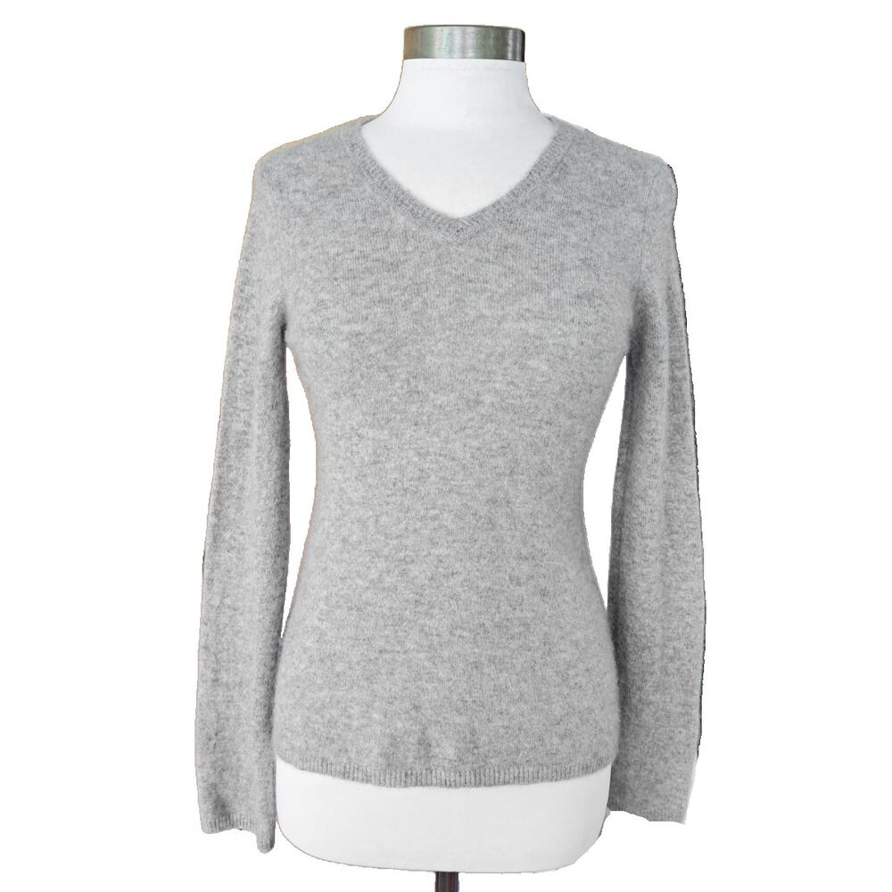 Peck & Peck Gray Cashmere V-neck Sweater Size Medium